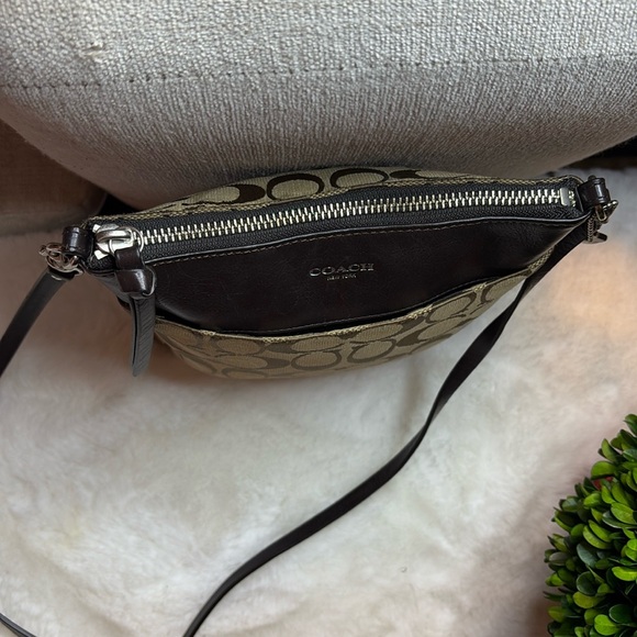 Coach CC Signature Monogram Adjustable Shoulder Strap Crossbody Tote Bag Purse - Picture 9 of 17